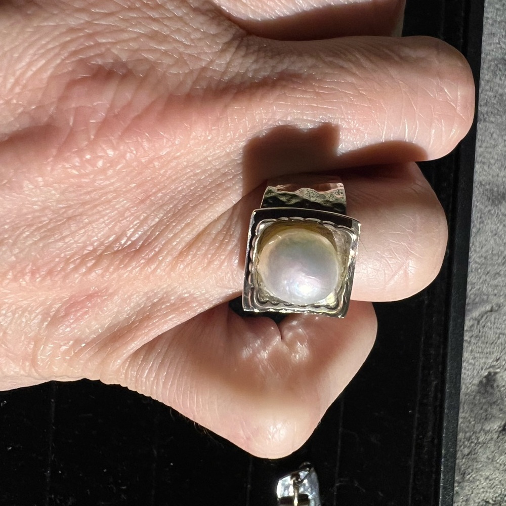 Sterling Silver with Cultured Pearl Ring - Size 6 - beautifully set/NCO